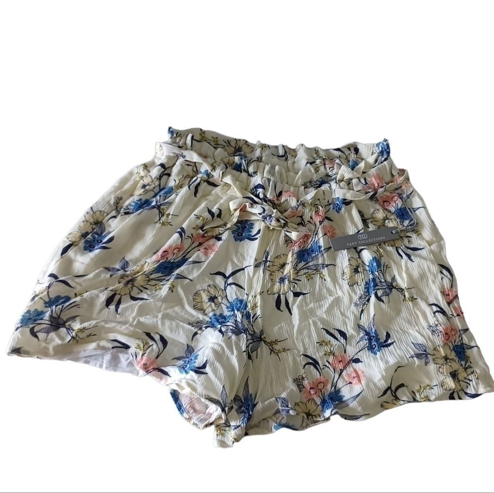 NWT! TART Rita paperbag floral print shorts